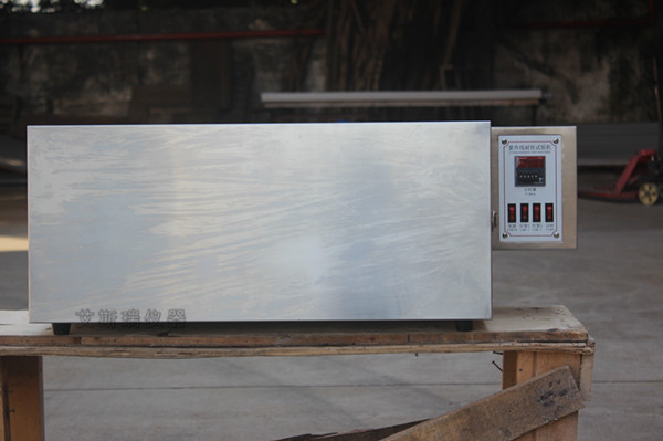 车用非金属材料的老化性能测试设备